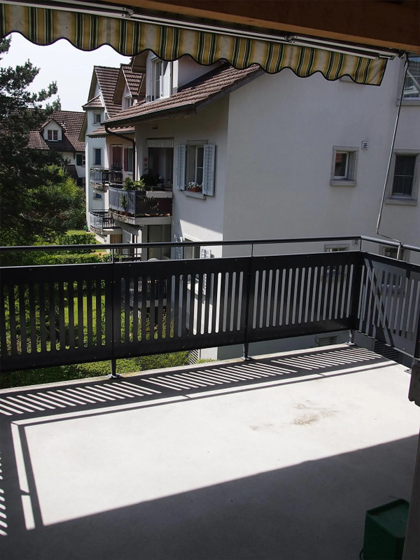 Charmante appartement 3.5 pièces avec balcon à Bonstetten - Photo 8 sur 10