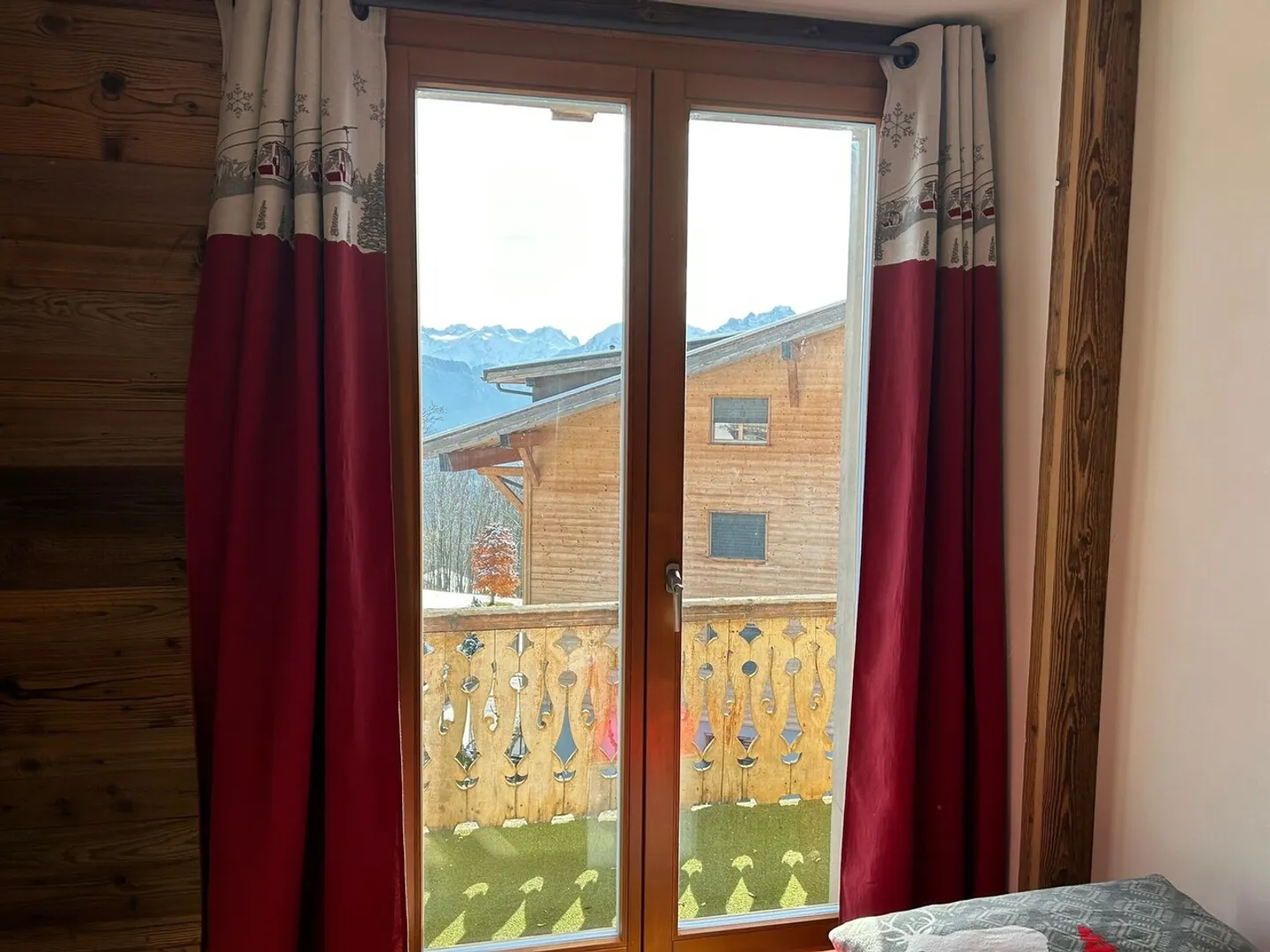 Möblierte 3,5-Zimmer-Wohnung mit Balkonen - 90m2 - Foto 5 von 9