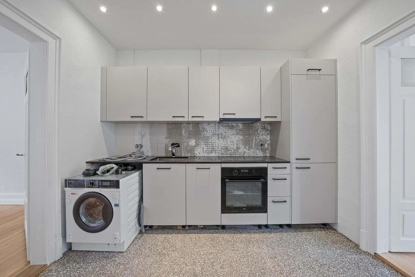 Charmant appartement de 3,5 pièces, fraîchement rénové et prêt à emménager - Photo 6 sur 14