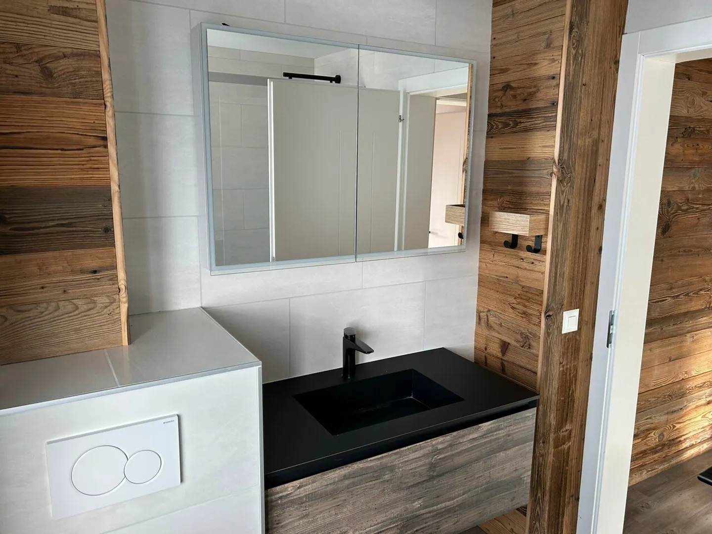 Möblierte 3,5-Zimmer-Wohnung mit Balkonen - 90m2 - Foto 6 von 9