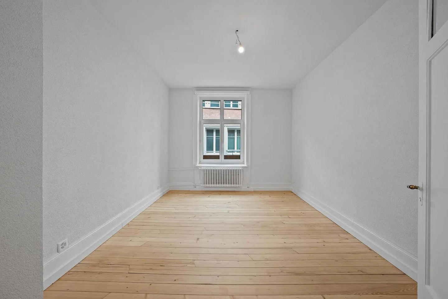 Charmant appartement de 3,5 pièces, fraîchement rénové et prêt à emménager - Photo 10 sur 14