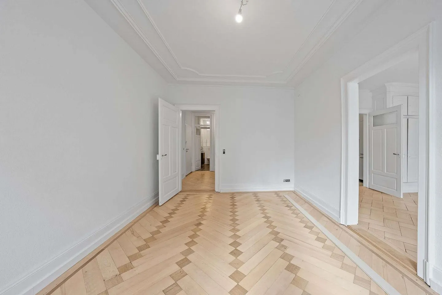 Charmant appartement de 3,5 pièces, fraîchement rénové et prêt à emménager - Photo 8 sur 14