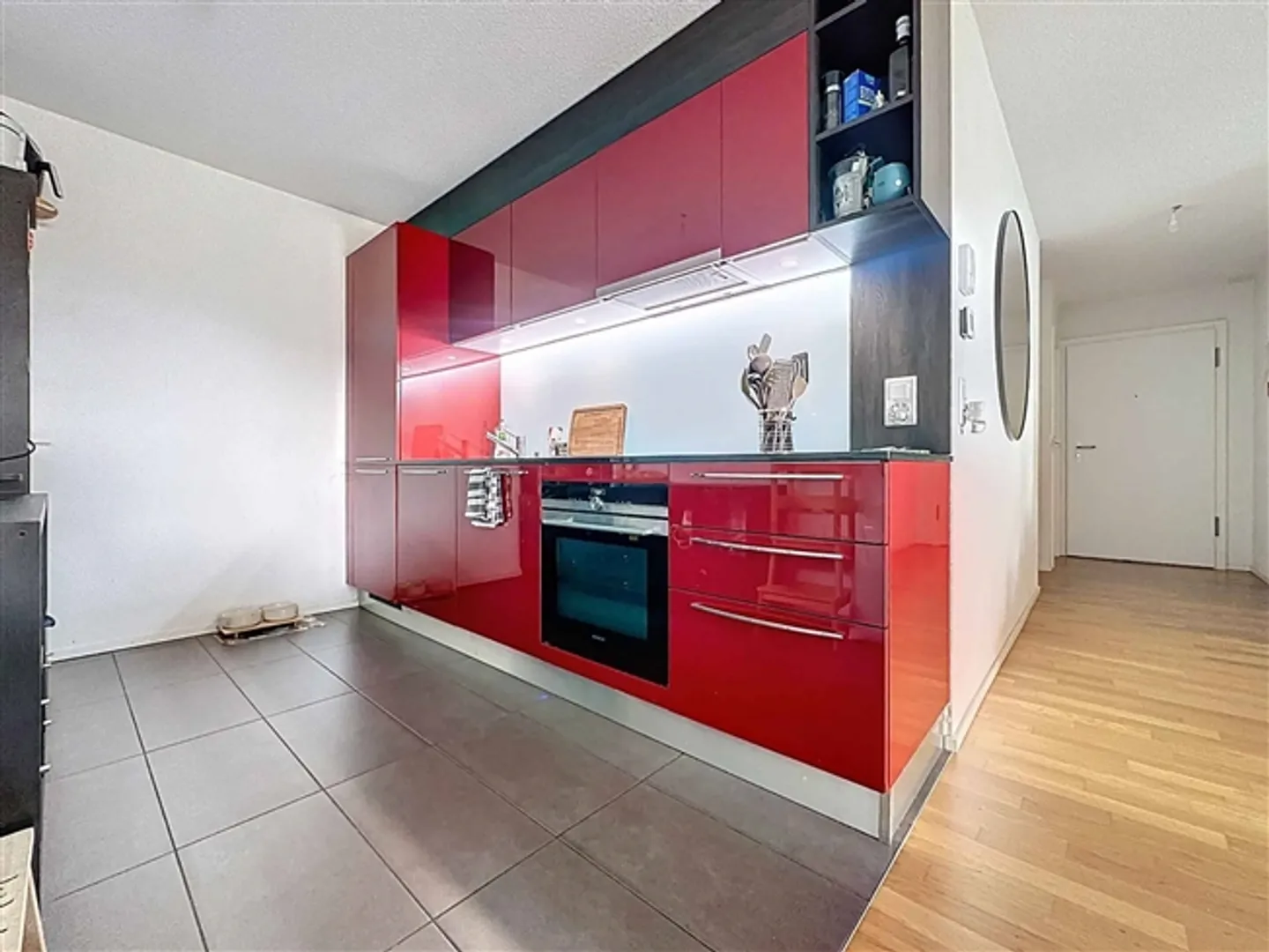 «4.5 Zimmerwohnung im 1. OG mit Balkon» - Foto 5 von 13