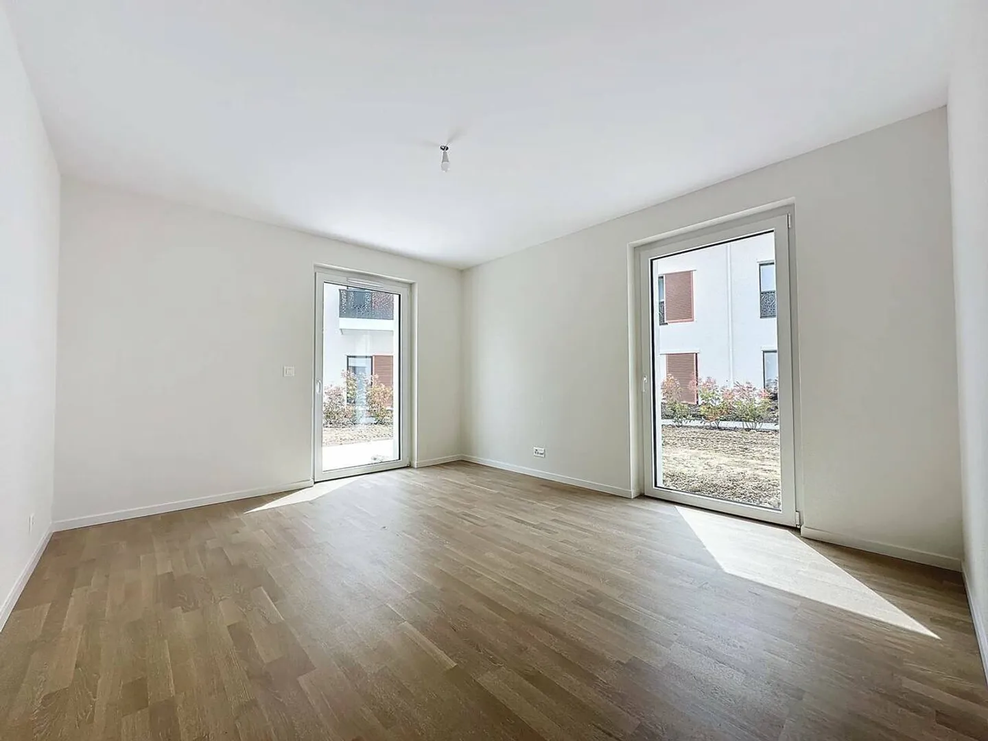 Neues 3,5-Zimmer-Apartment mit Terrasse und Garten - Foto 5 von 11