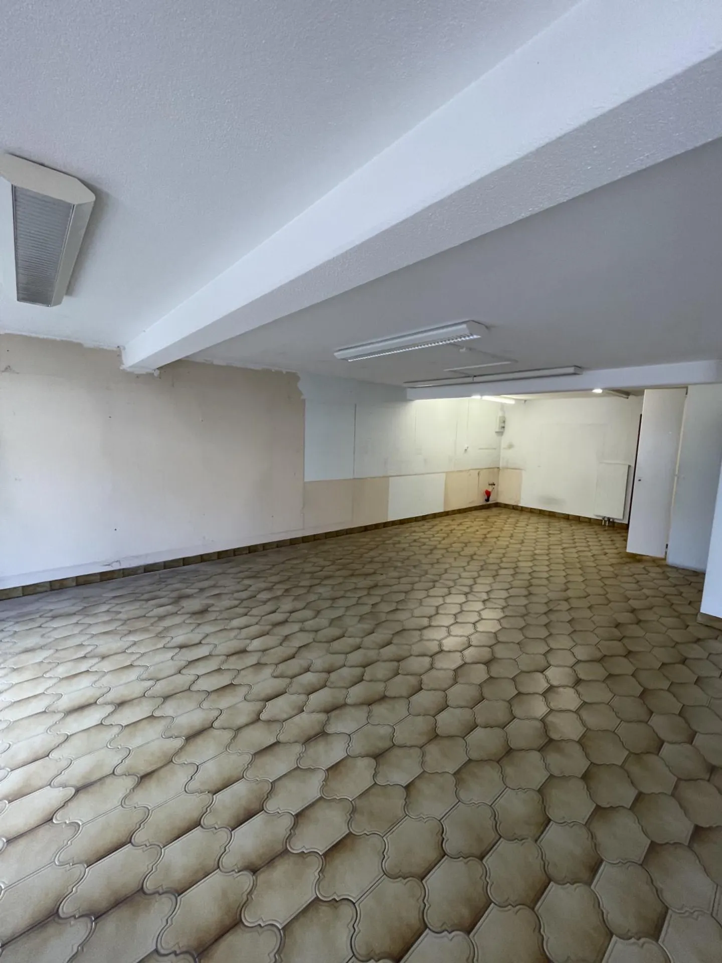Commercial Space in Romanel - Photo 2 of 10