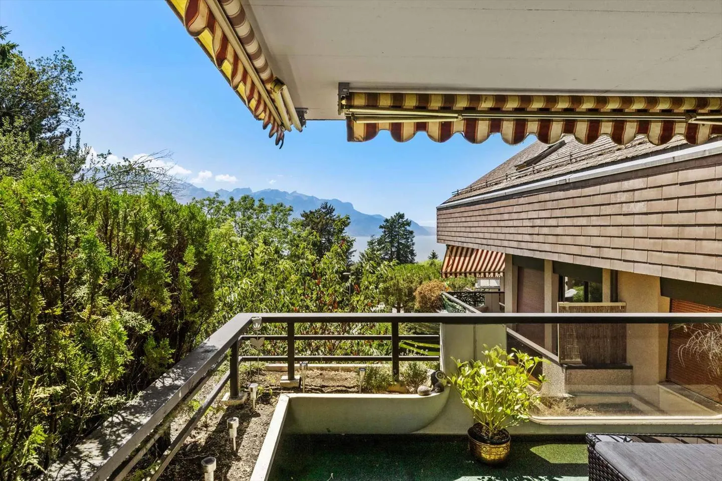 Spazioso duplex di 5,5 locali - Foto 1 di 13
