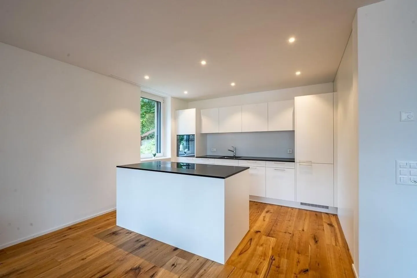 Appartamento moderno di 2,5 stanze in centro - Foto 3 di 11