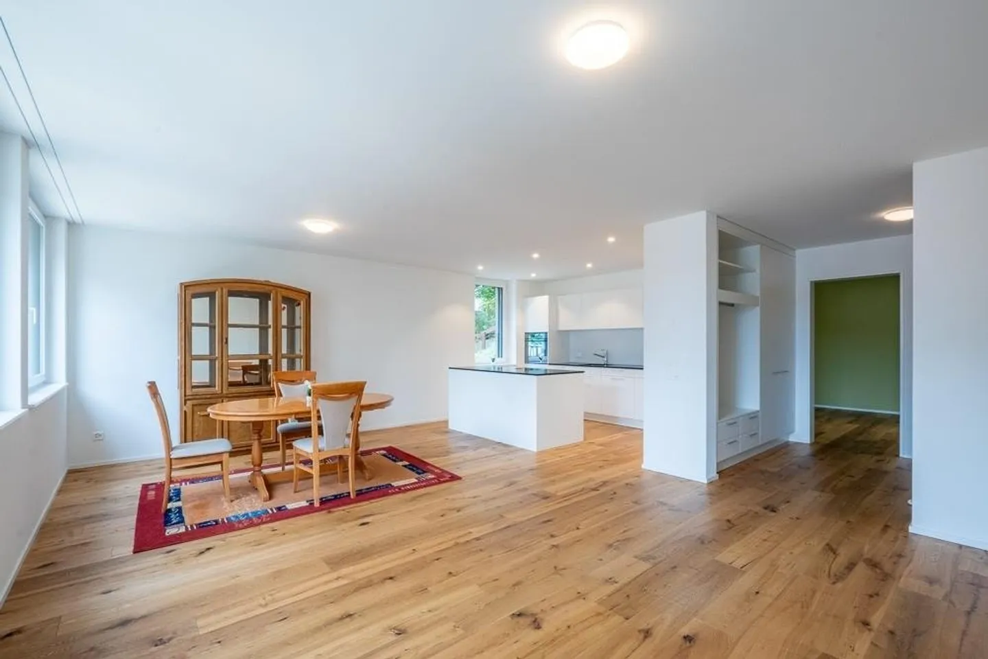 Appartamento moderno di 2,5 stanze in centro - Foto 2 di 11