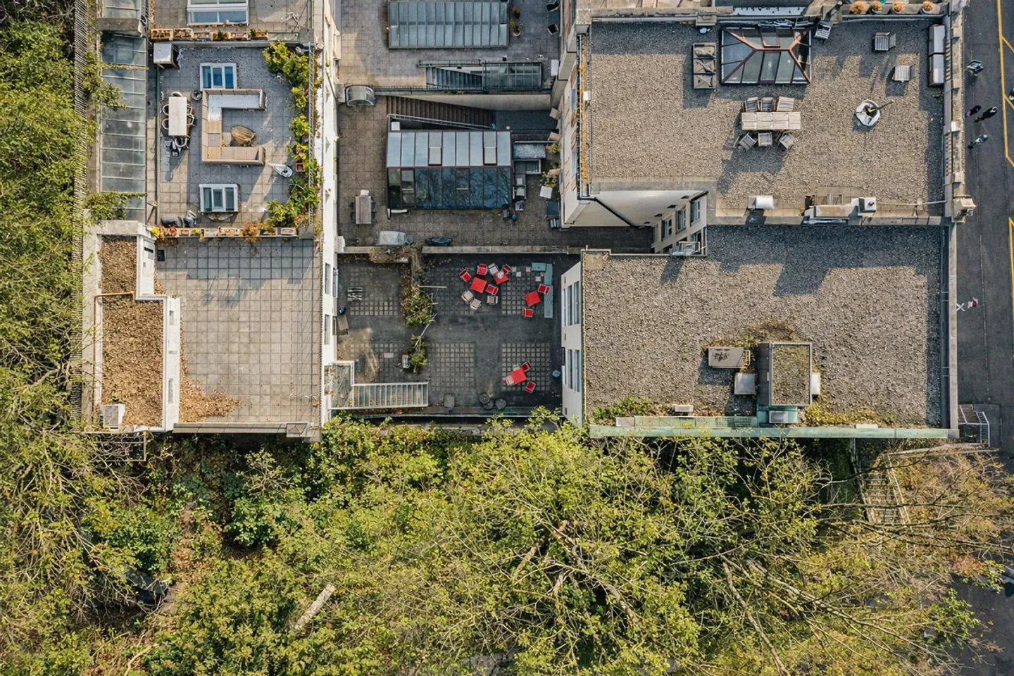 Proprietà residenziale e commerciale in posizione privilegiata direttamente al Bellevue - Foto 3 di 8