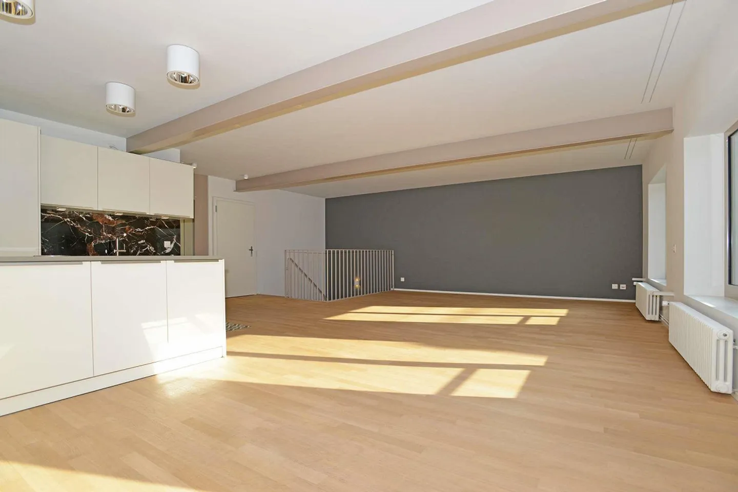 Proprietà residenziale e commerciale in posizione privilegiata direttamente al Bellevue - Foto 6 di 8