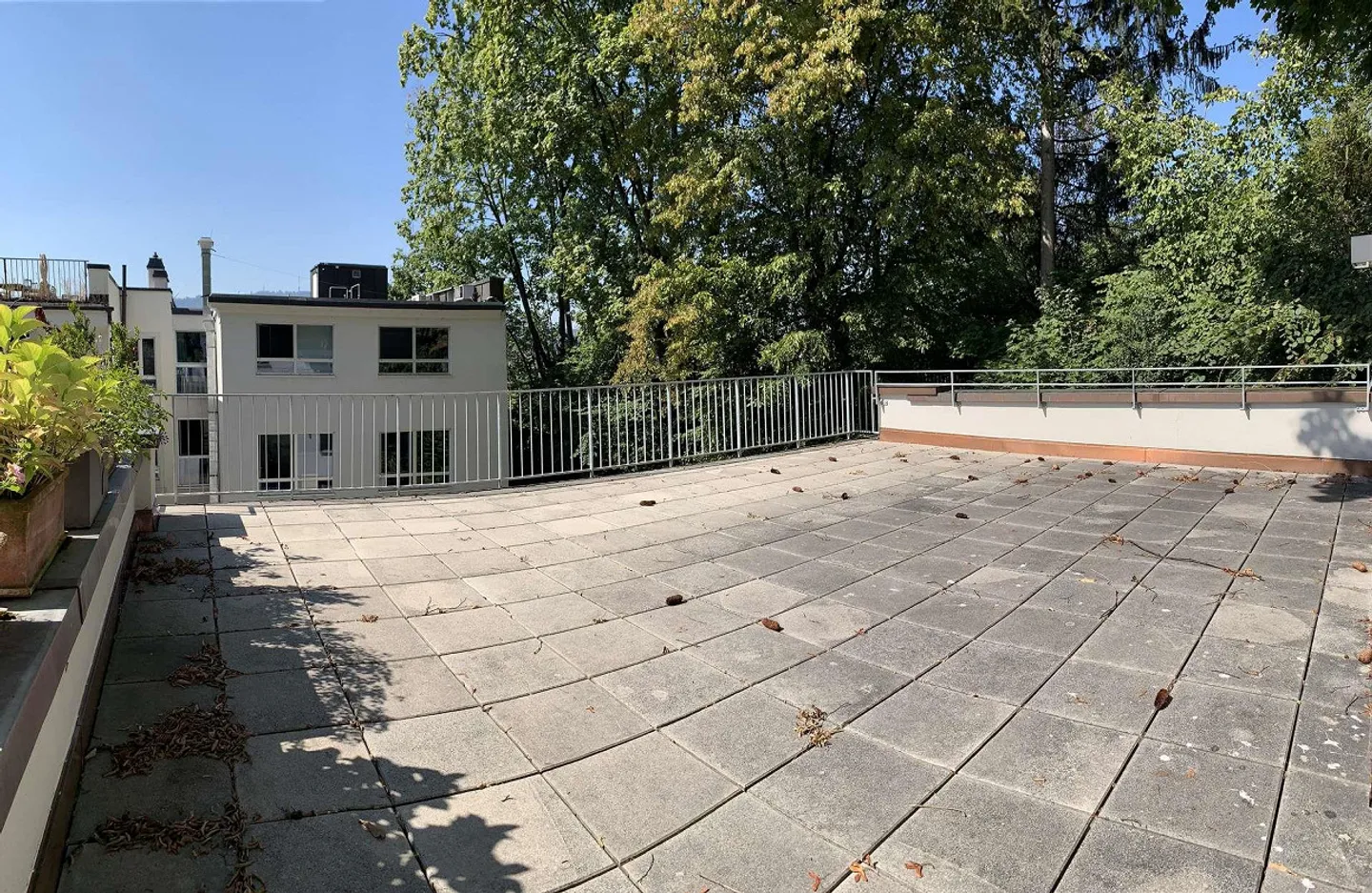 Proprietà residenziale e commerciale in posizione privilegiata direttamente al Bellevue - Foto 7 di 8