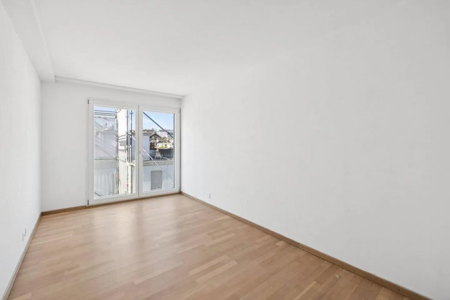 Bellissimo appartamento moderno in mansarda al 5° piano - Foto 5 di 11
