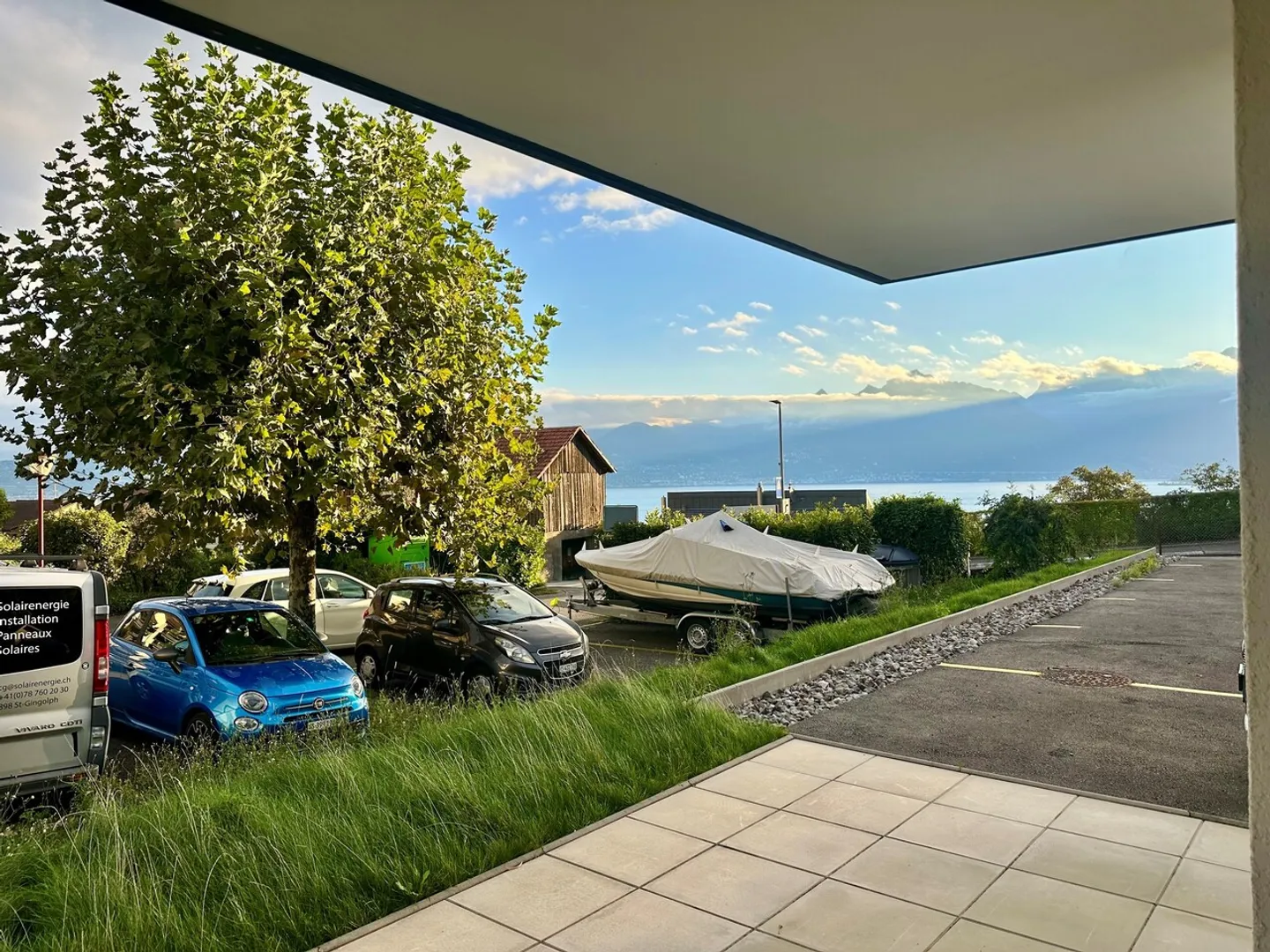 Appartement Charmant avec Vue Lac - Photo 1 sur 5