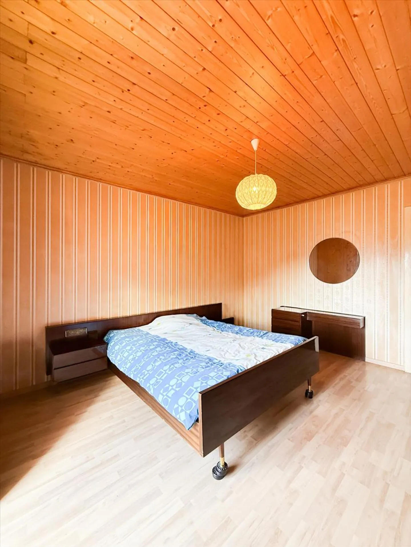 Family apartment with panoramic view - Photo 4 of 12