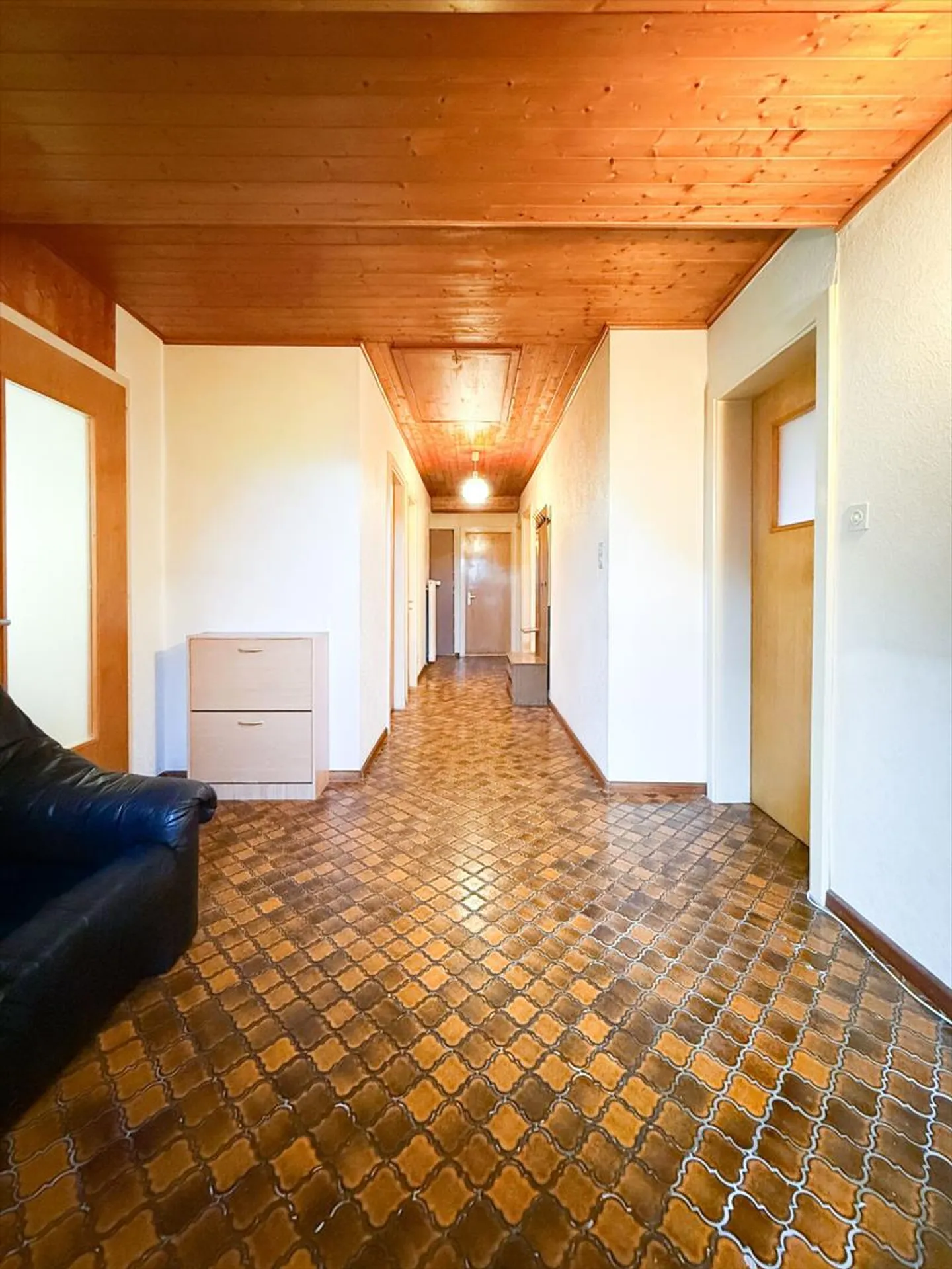 Family apartment with panoramic view - Photo 11 of 12