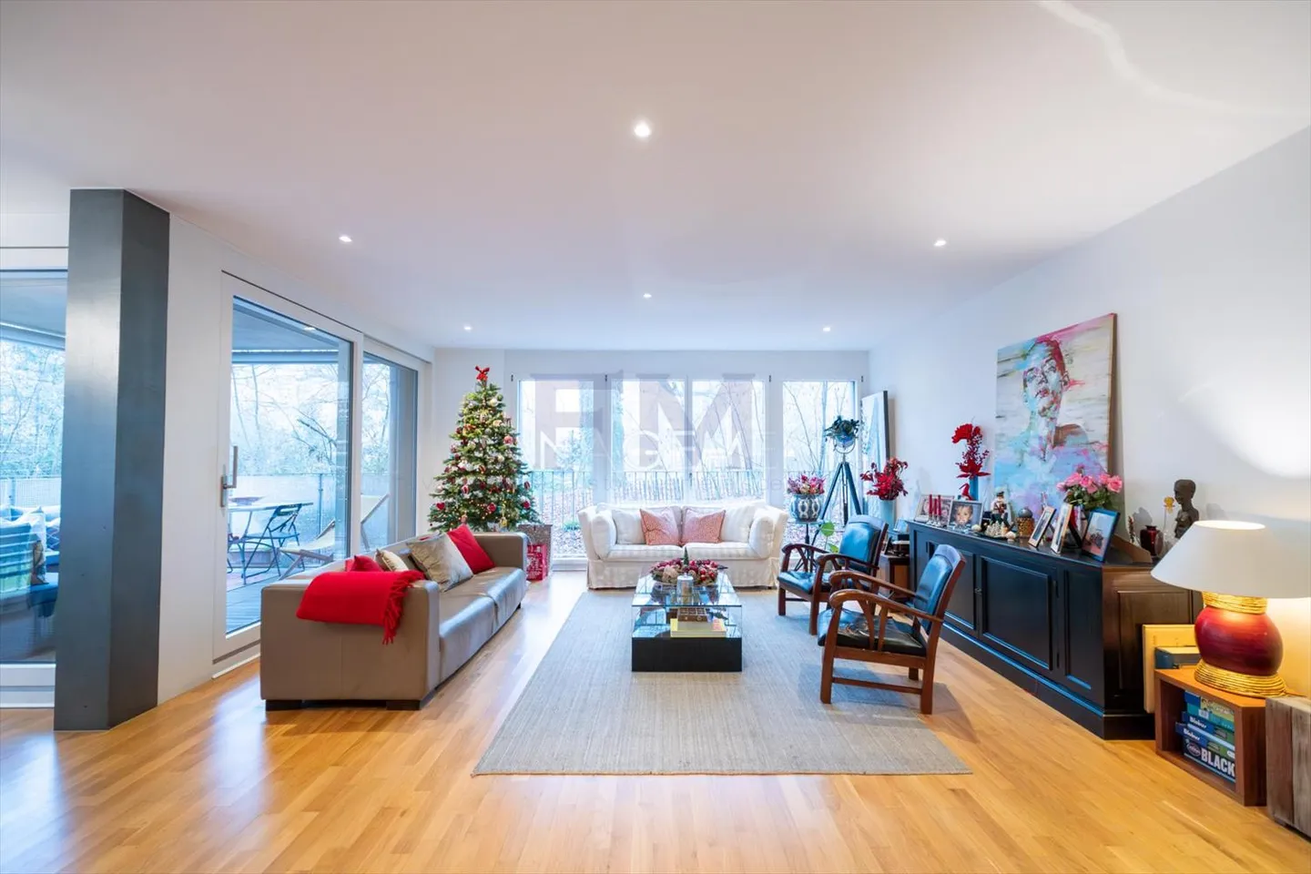 Blühend - Malagnou - Ch. de la Florence, 5 Zimmer, im Erdgeschoss - Photo 5 sur 13