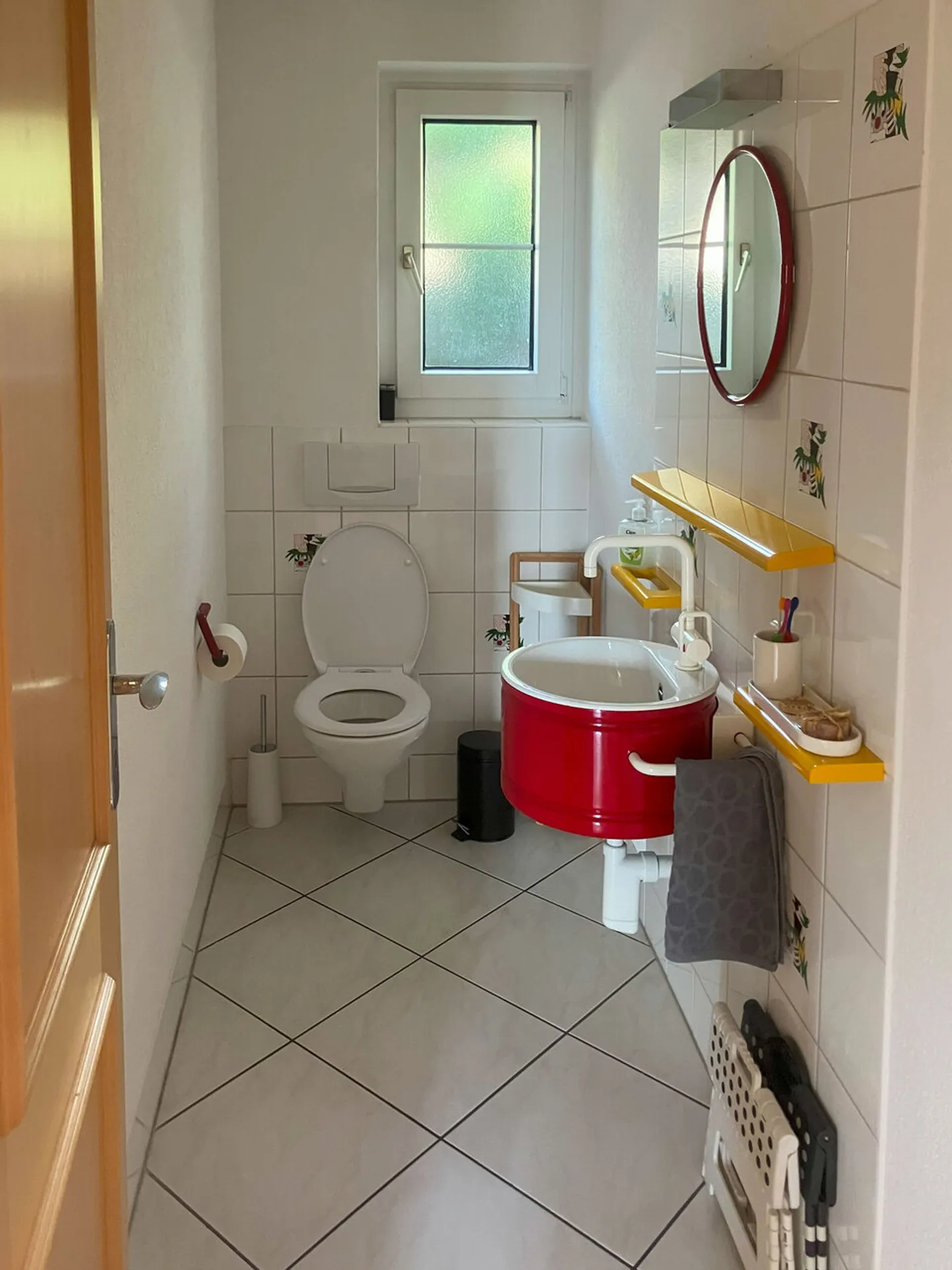 7.5-Zimmer-Einfamilienhaus mit Studio und einzigartiger Seesicht - Foto 7 von 17