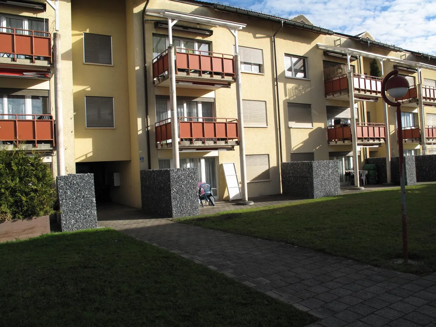 Schöne 3.5 Zimmerwohnung zu vermieten - Foto 1 von 7