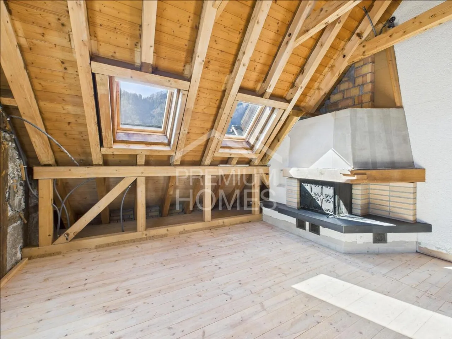 Renovation-Needed Gem Full of Possibilities - Photo 9 of 11