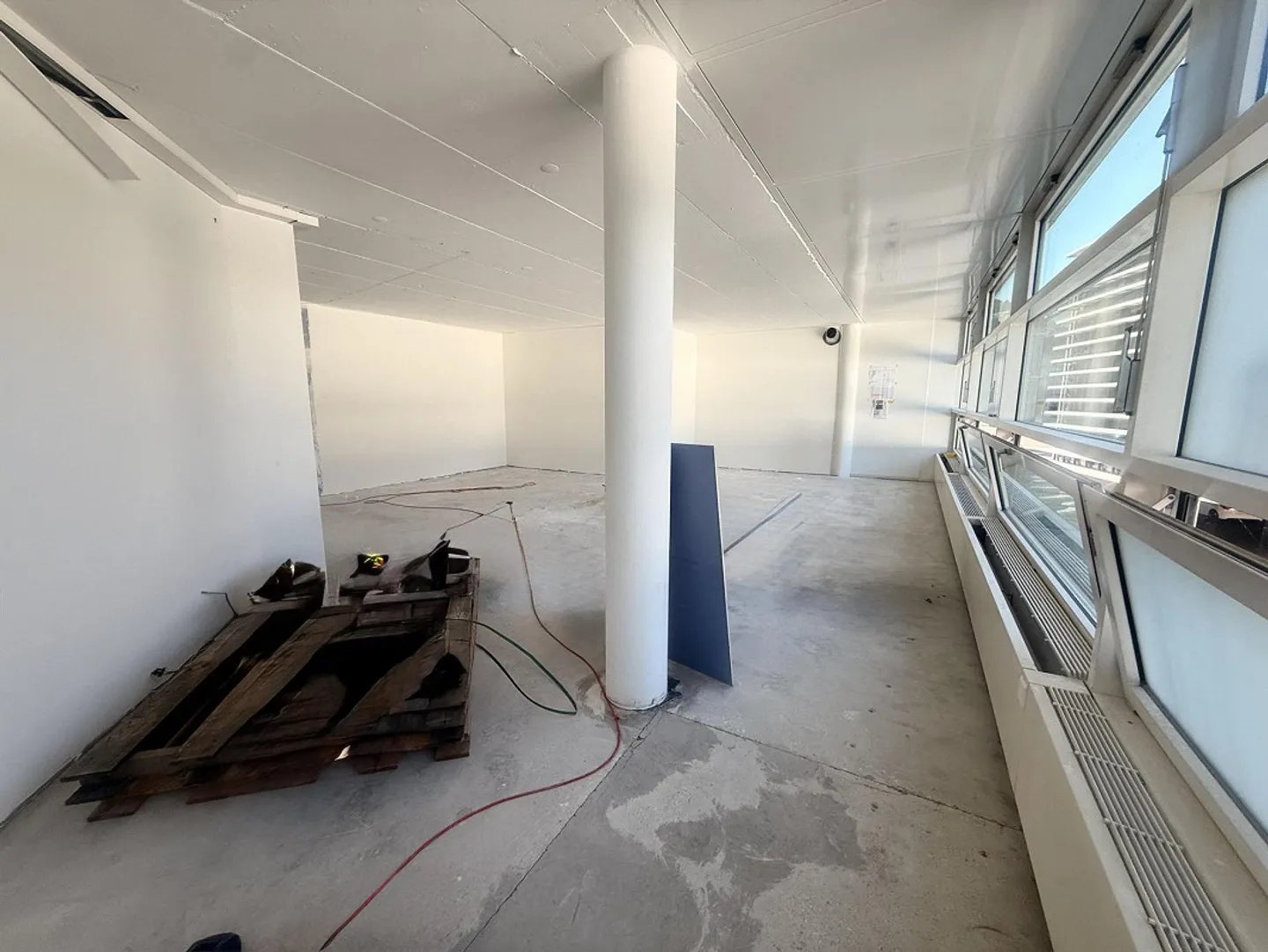 Spazio commerciale luminoso di 67 m² su Rheinweg a Sciaffusa - Foto 5 di 9