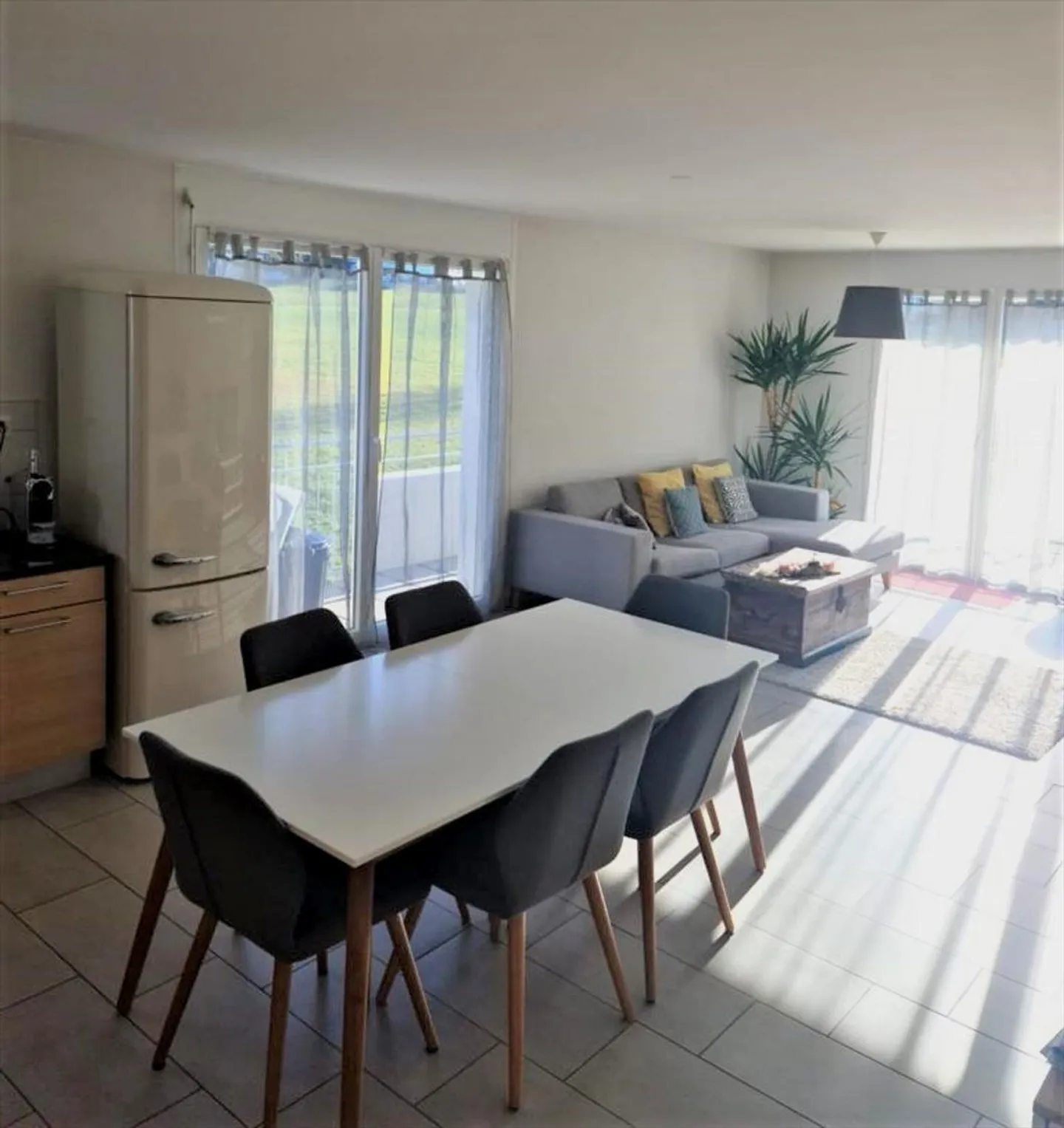 Magnifique 4.5 pièces moderne de 104 m2, avec balcon - Photo 2 sur 7