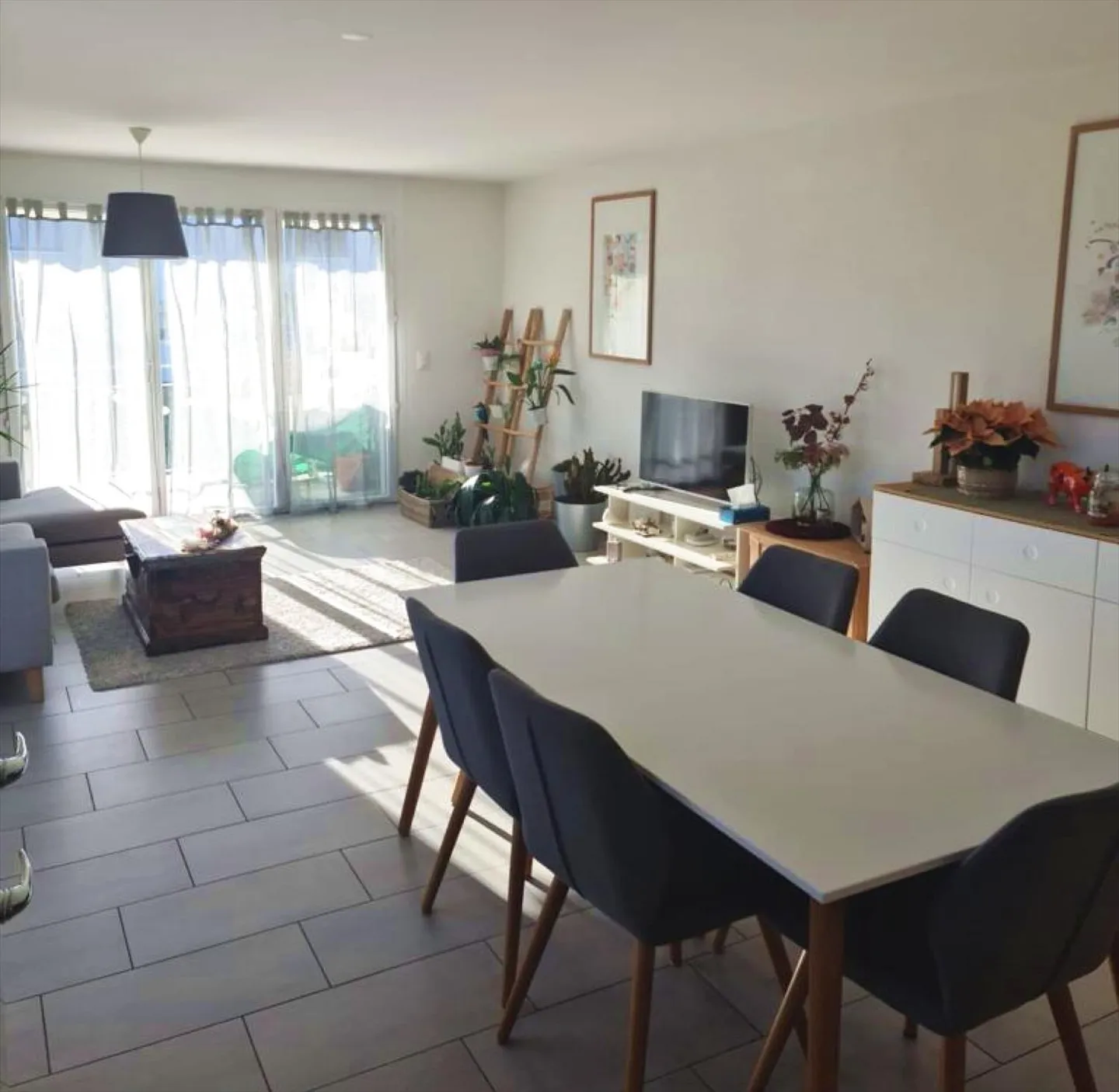 Magnifique 4.5 pièces moderne de 104 m2, avec balcon - Photo 3 sur 7