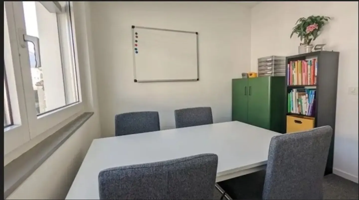 Bureau de 130 m2 à louer dès le 01.07.20204 ou à convenir - Photo 1 sur 9