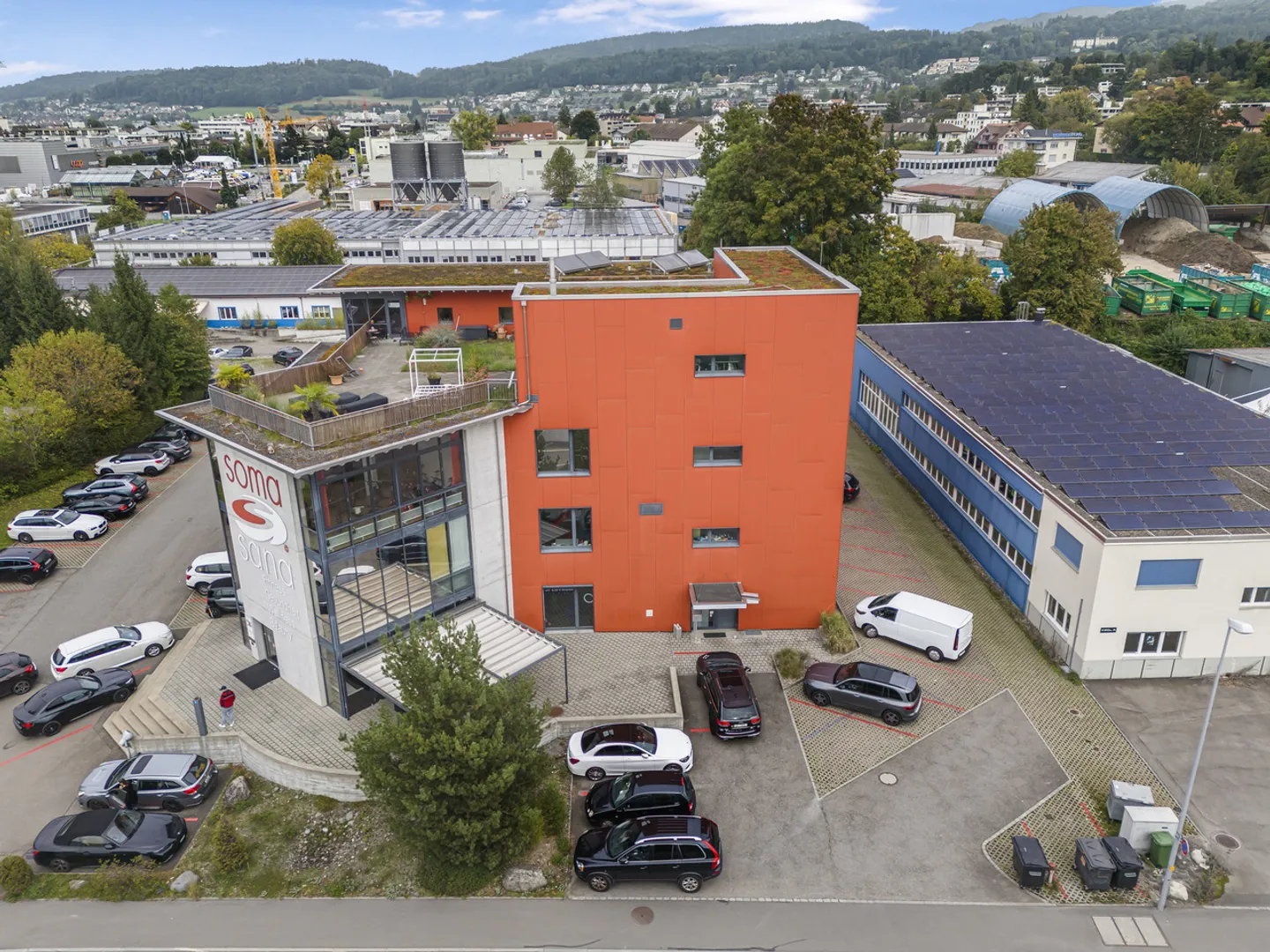 Versatile commercial and industrial property in Affoltern am Albis - Photo 2 of 15