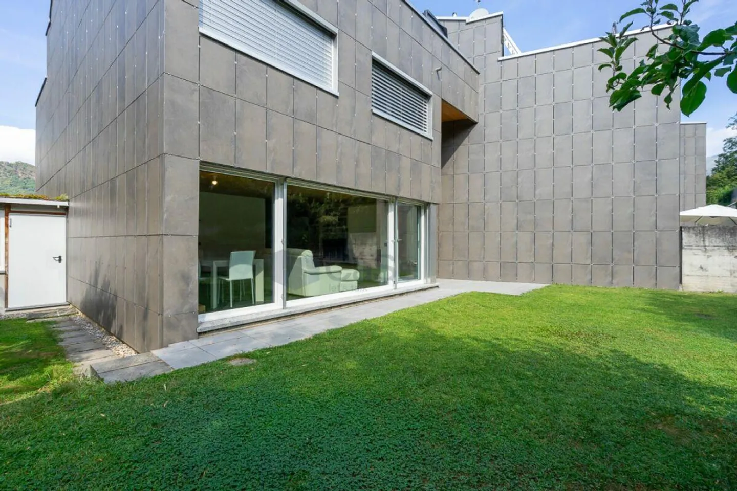 CADRO · DOVE L'ARCHITETTURA CONTEMPORANEA INCONTRA IL BENESSERE QUO... - Photo 12 sur 15