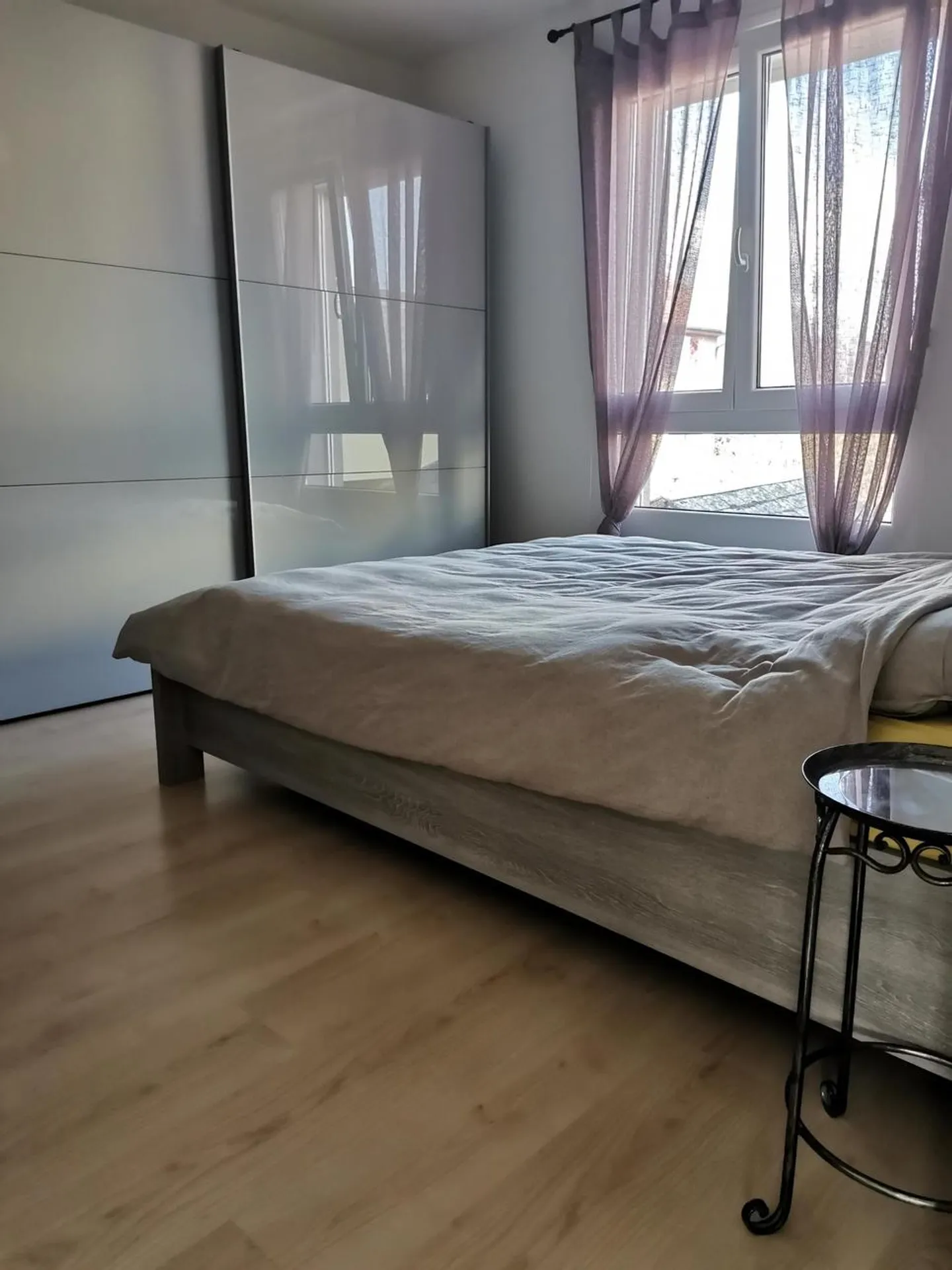 Charmant appartement de 3,5 pièces avec balcon à Yverdon-les-Bains - Foto 9 di 11