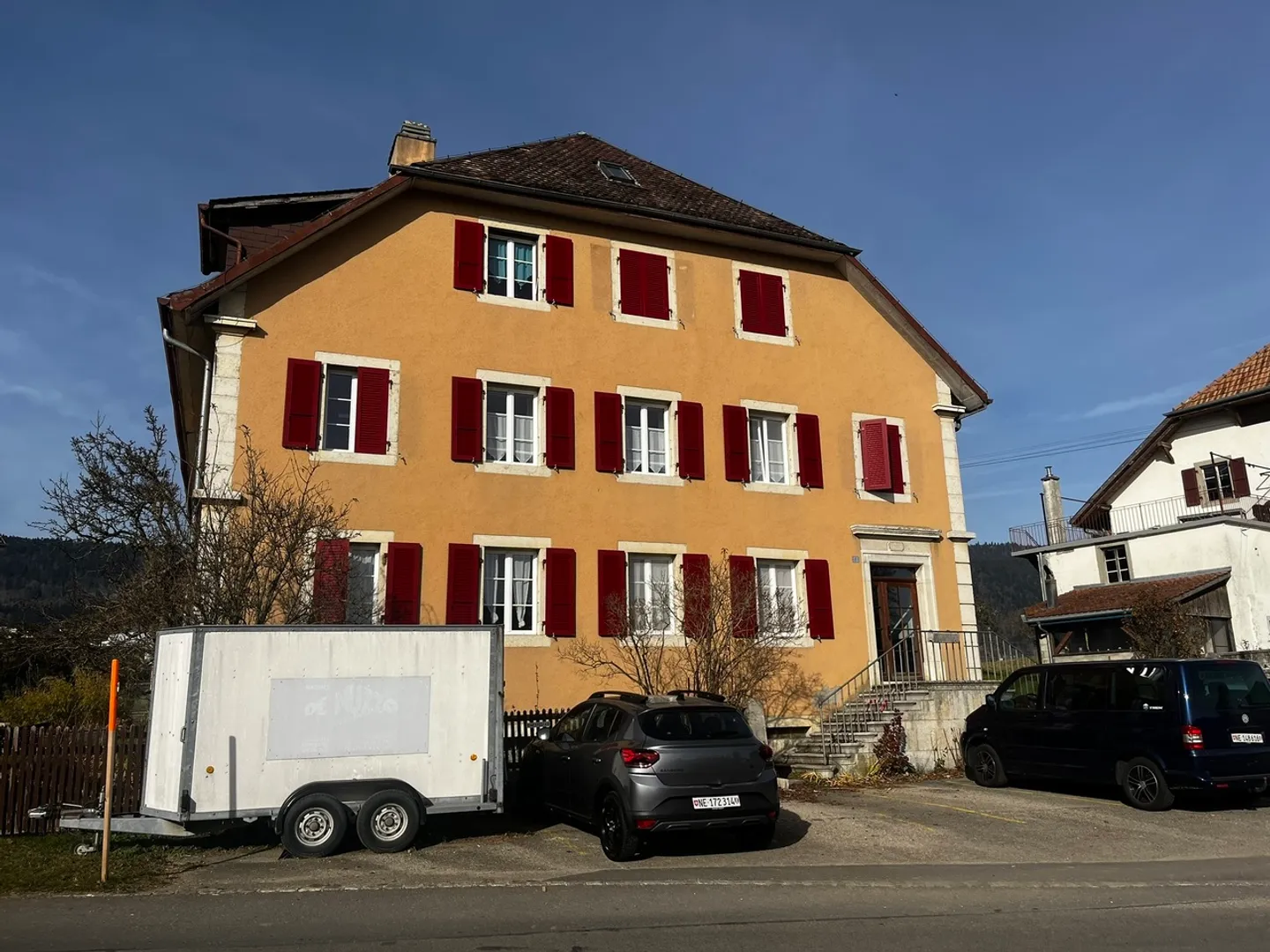 Possibility to create 2-3 additional apartments - Photo 1 of 6