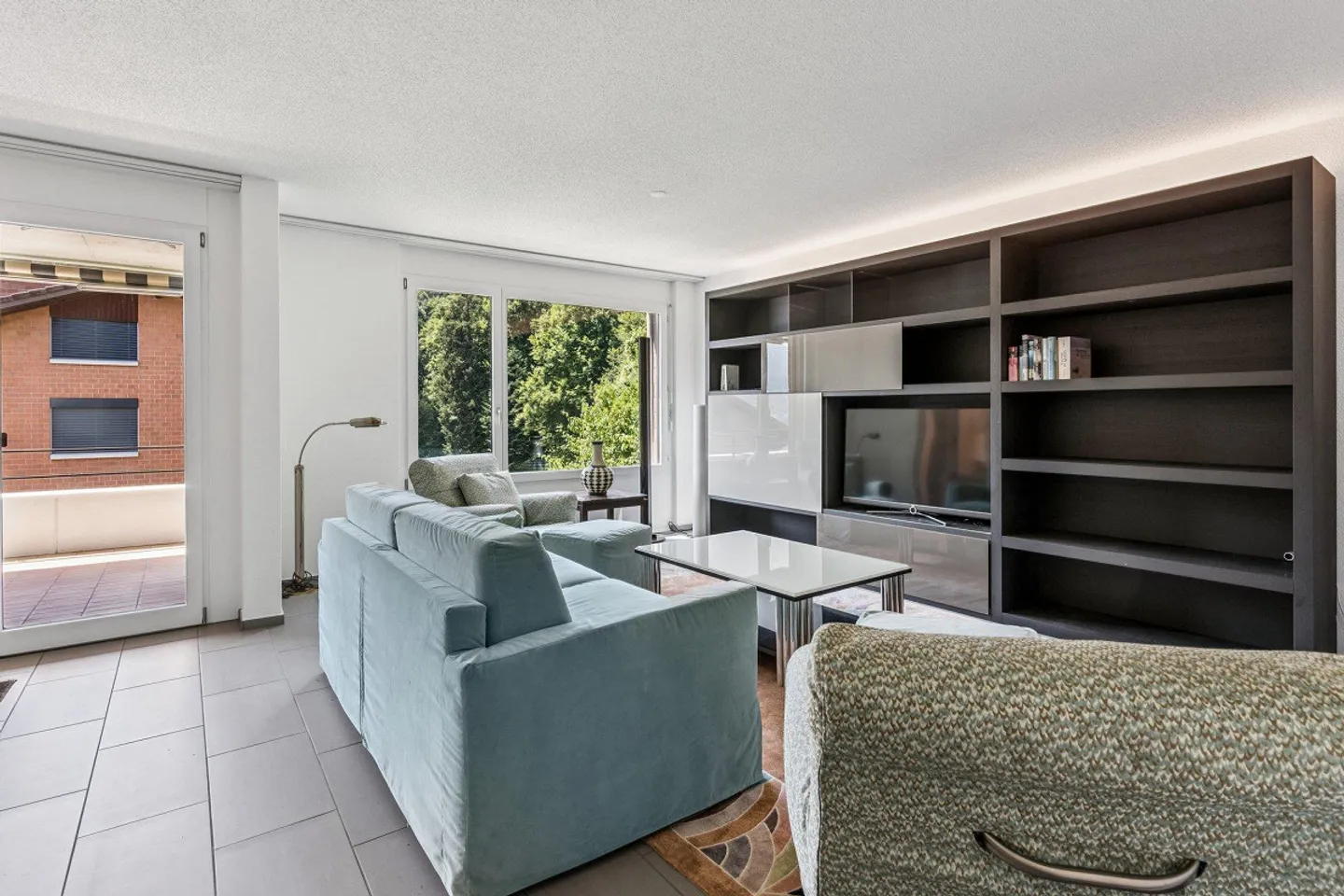 Condominium calme sur la pente sud de Lucerne - Photo 3 sur 5