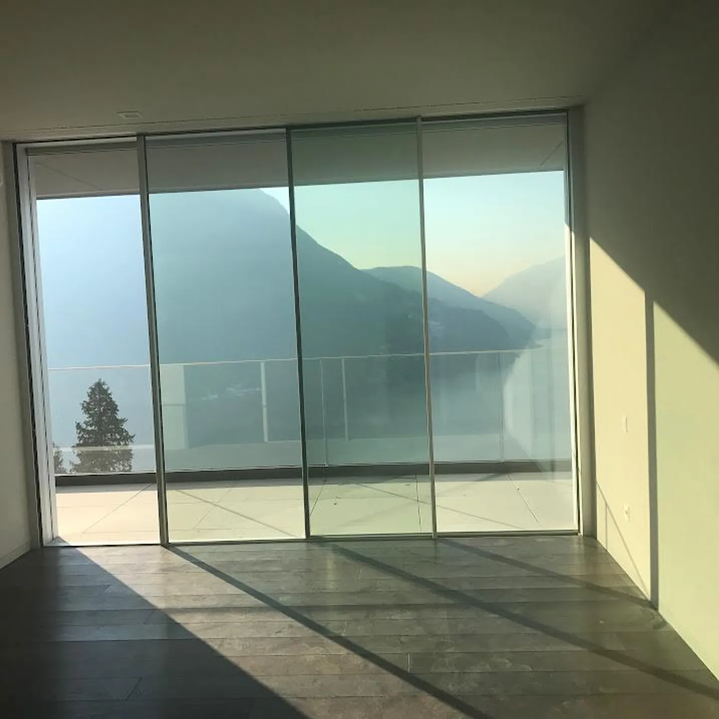 Appartamento attico di 5,5 stanze - Foto 2 di 3