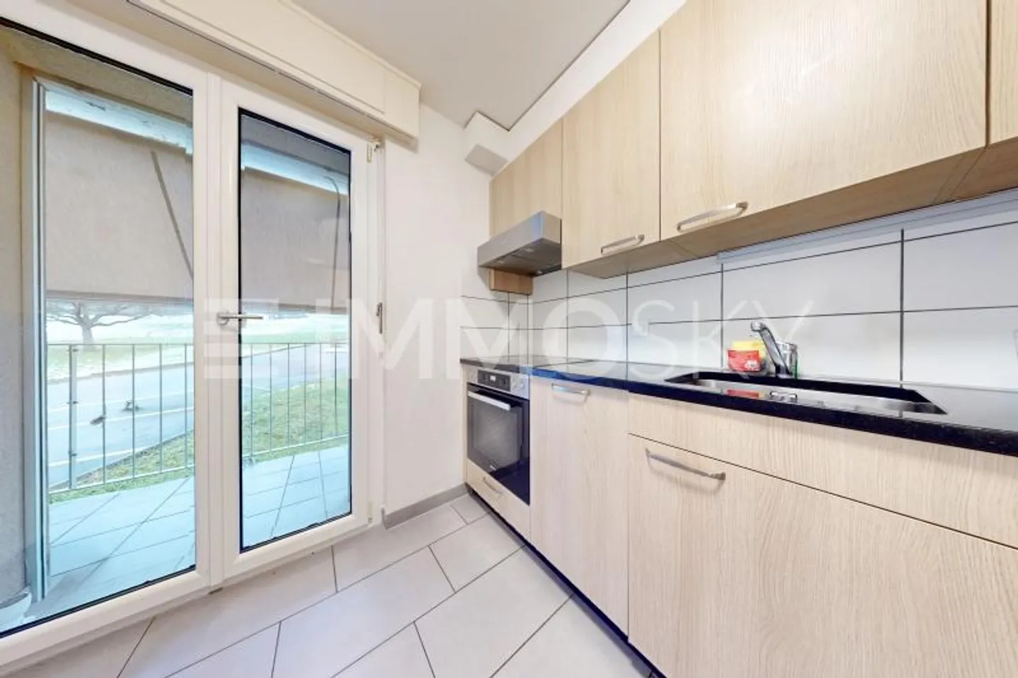 3.5 rooms with a yield of approx. 3% - Photo 2 of 5