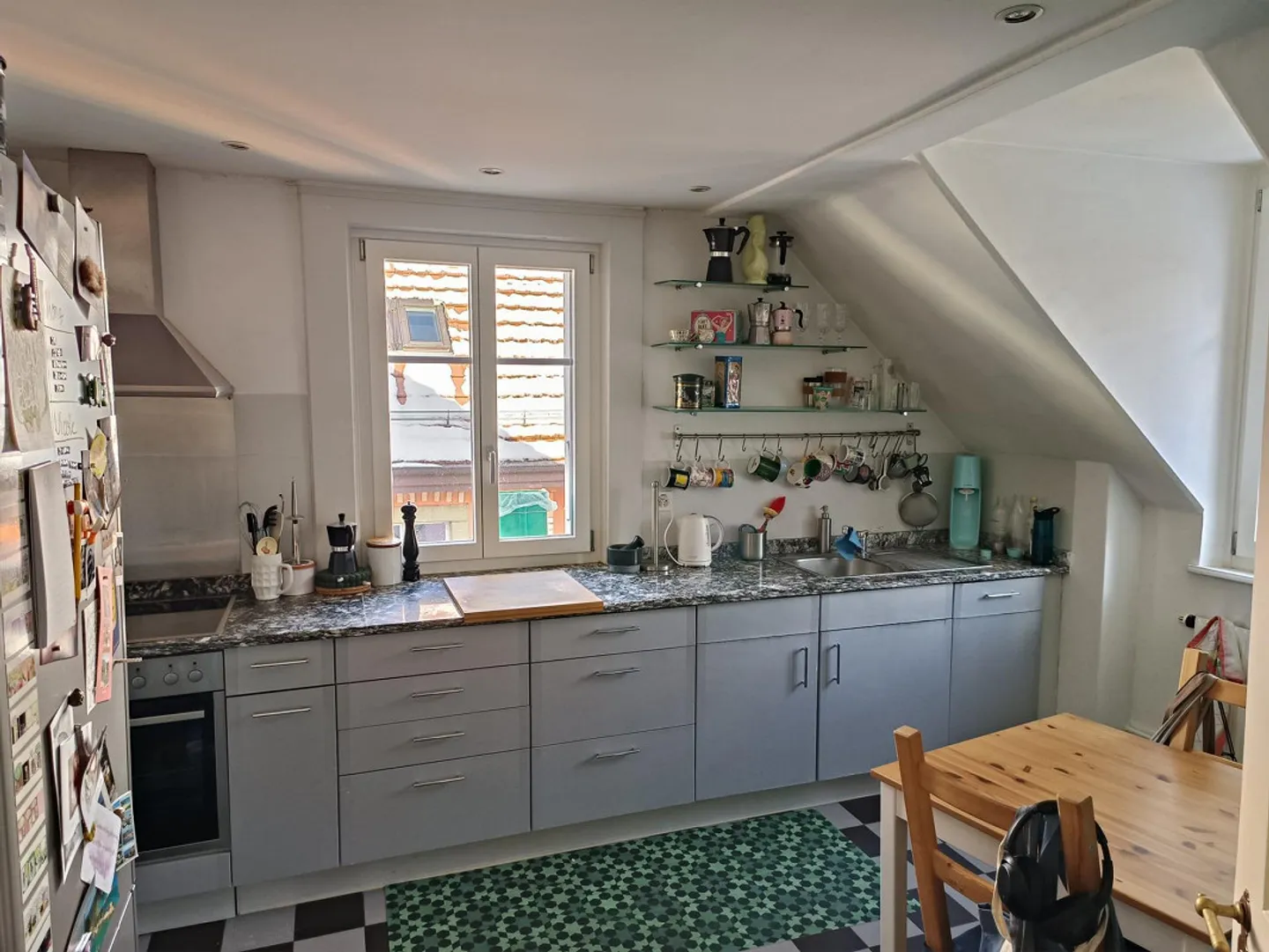 3.5 Room Attic Apartment - Photo 3 of 8