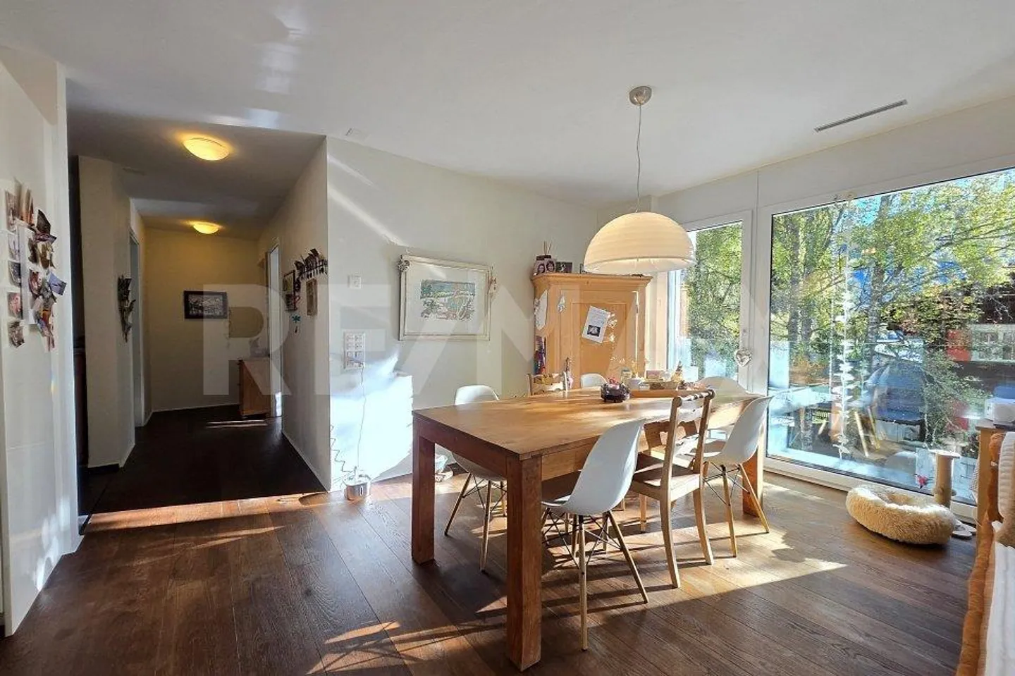 Appartement moderne 3.5 pièces dans un emplacement calme - Photo 2 sur 10