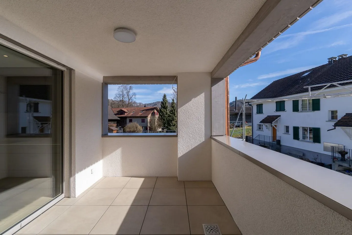Modernes Apartment in der Natur - Foto 2 von 5