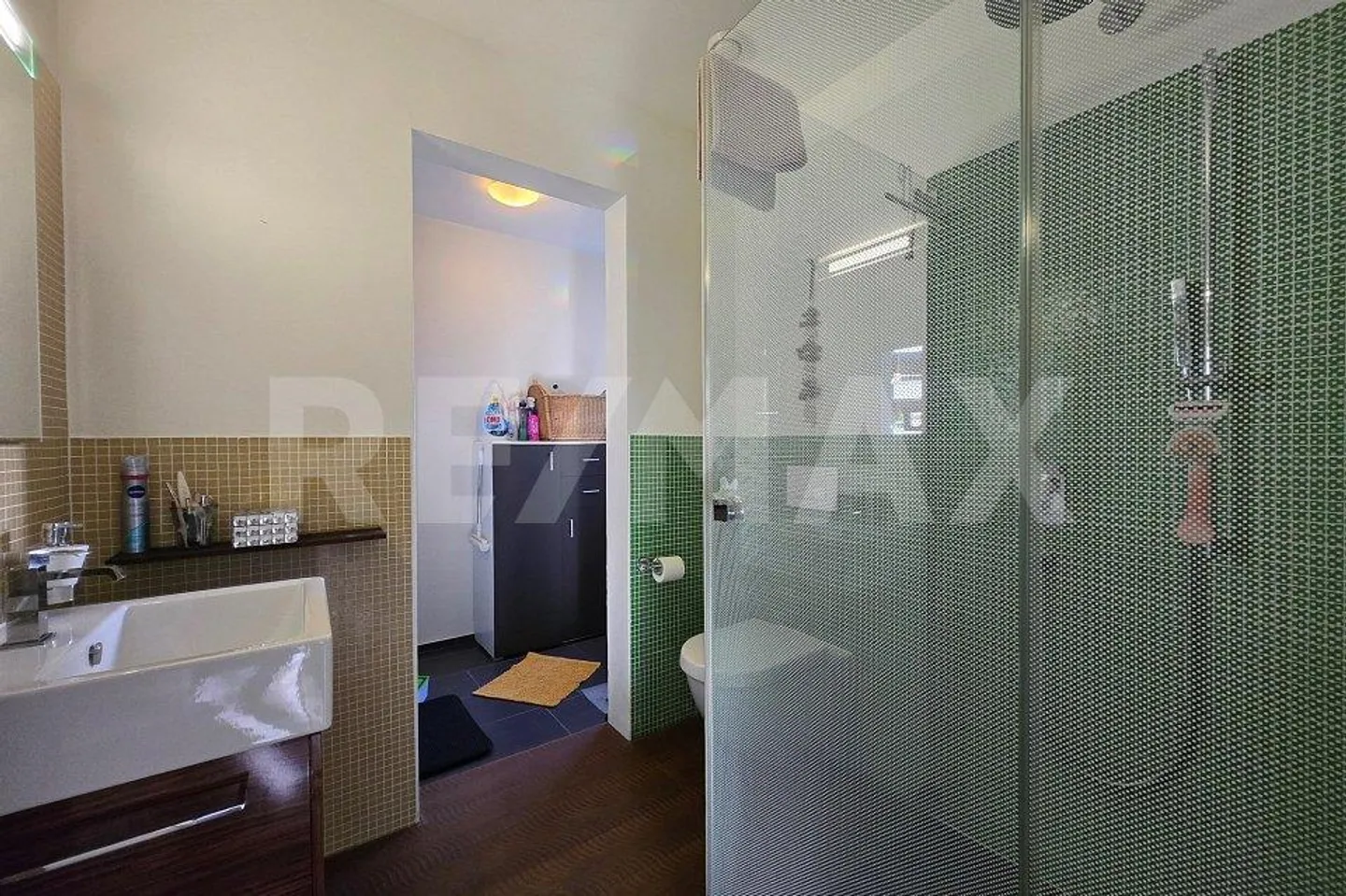 Appartement moderne 3.5 pièces dans un emplacement calme - Photo 8 sur 10