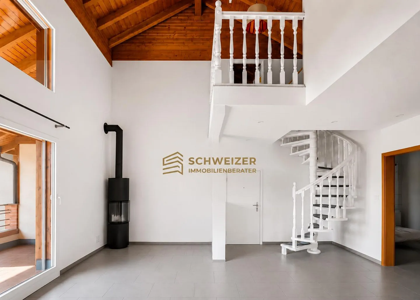 A location that convinces. An investment that excites. - Photo 2 of 4