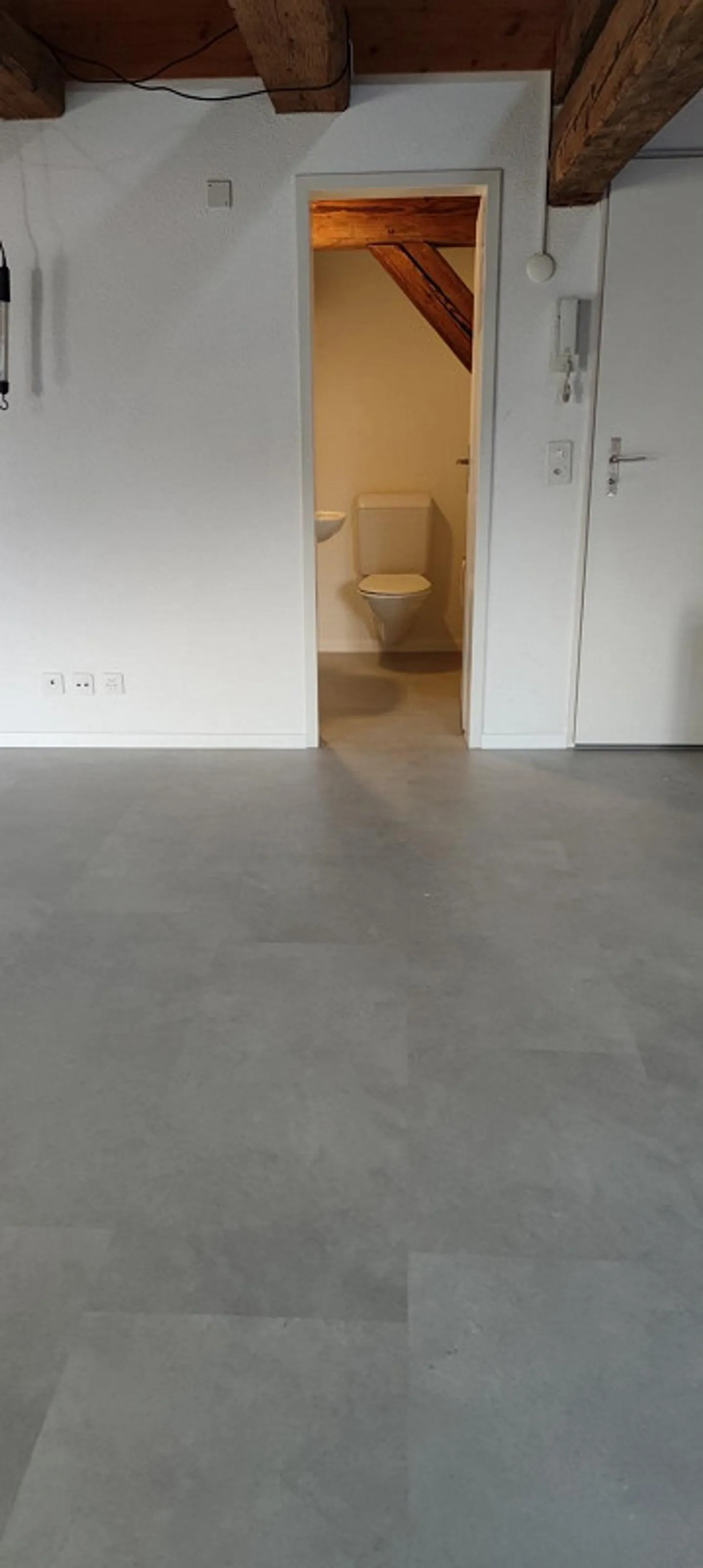 Original Loft Apartment in the Town - Photo 8 of 10