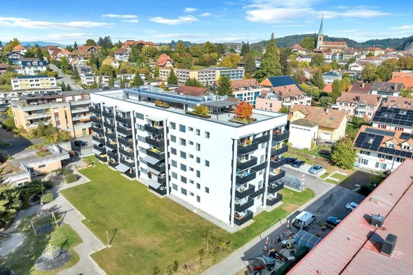 Modernes 4.5-Zimmer-Apartment - Foto 1 von 10