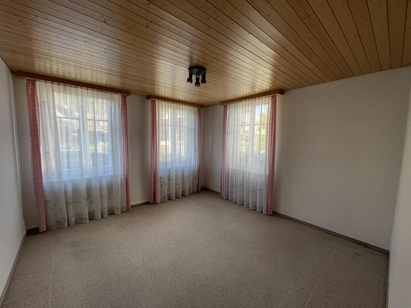 Living at Goldbach - Photo 8 of 21