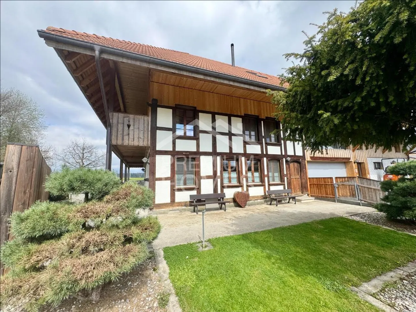 Ländliche Schönheit in neuem Glanz - Foto 1 von 13