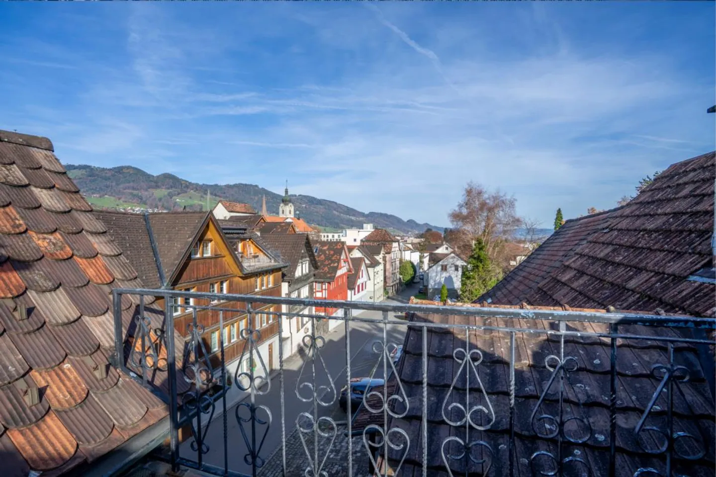 Two Houses - Countless Perspectives: A Home for Life - Photo 11 of 14