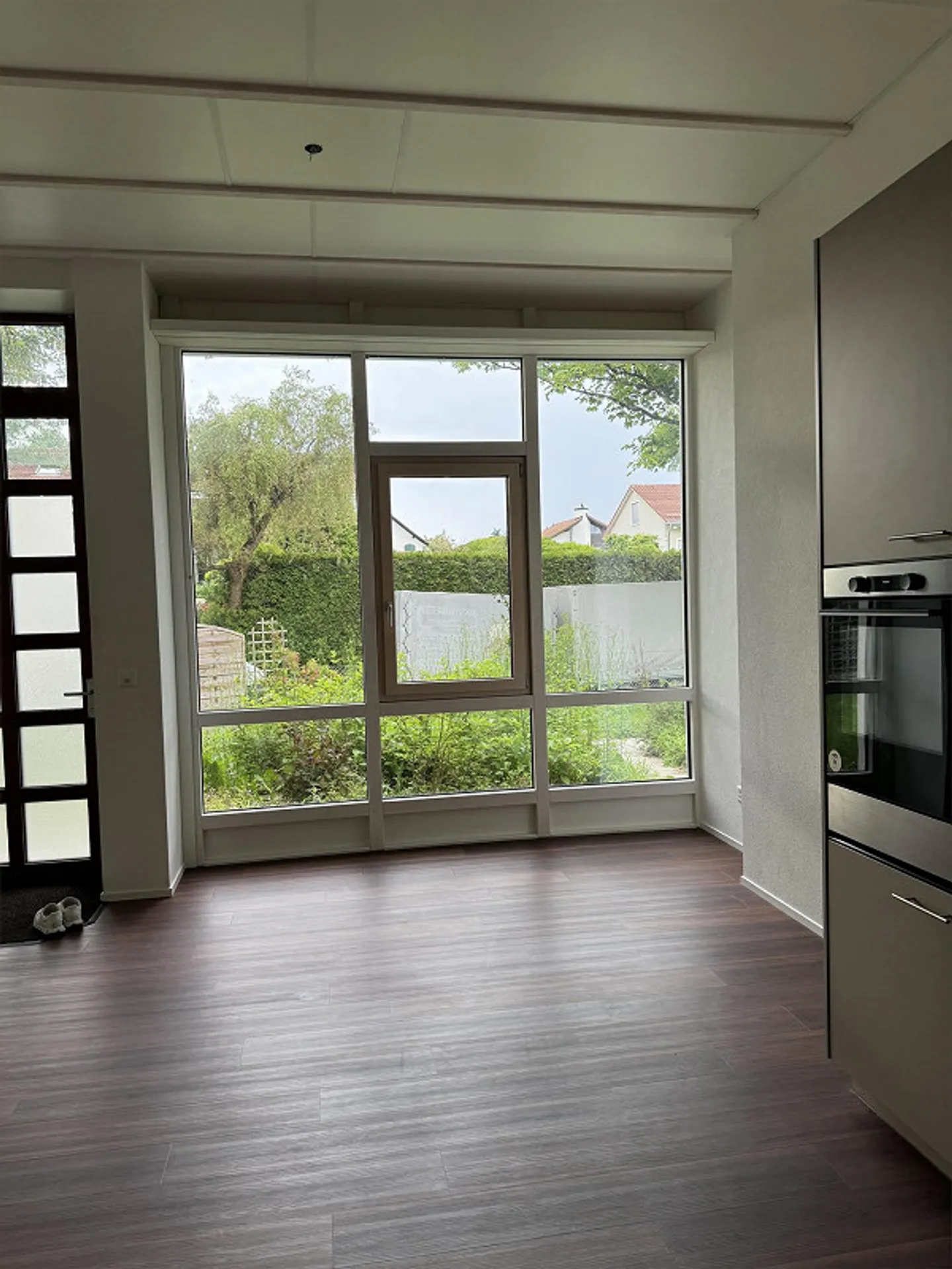 Cercasi nuovo inquilino per appartamento con giardino di 3,5 stanze a Rüschlikon - Foto 3 di 9