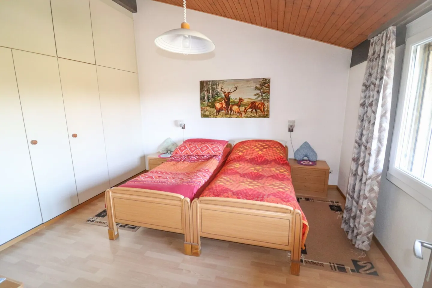 Maison individuelle de 5,5 pièces avec véranda et bâtiment supplémentaire sur un terrain de 1'091 m2 - Photo 8 sur 14