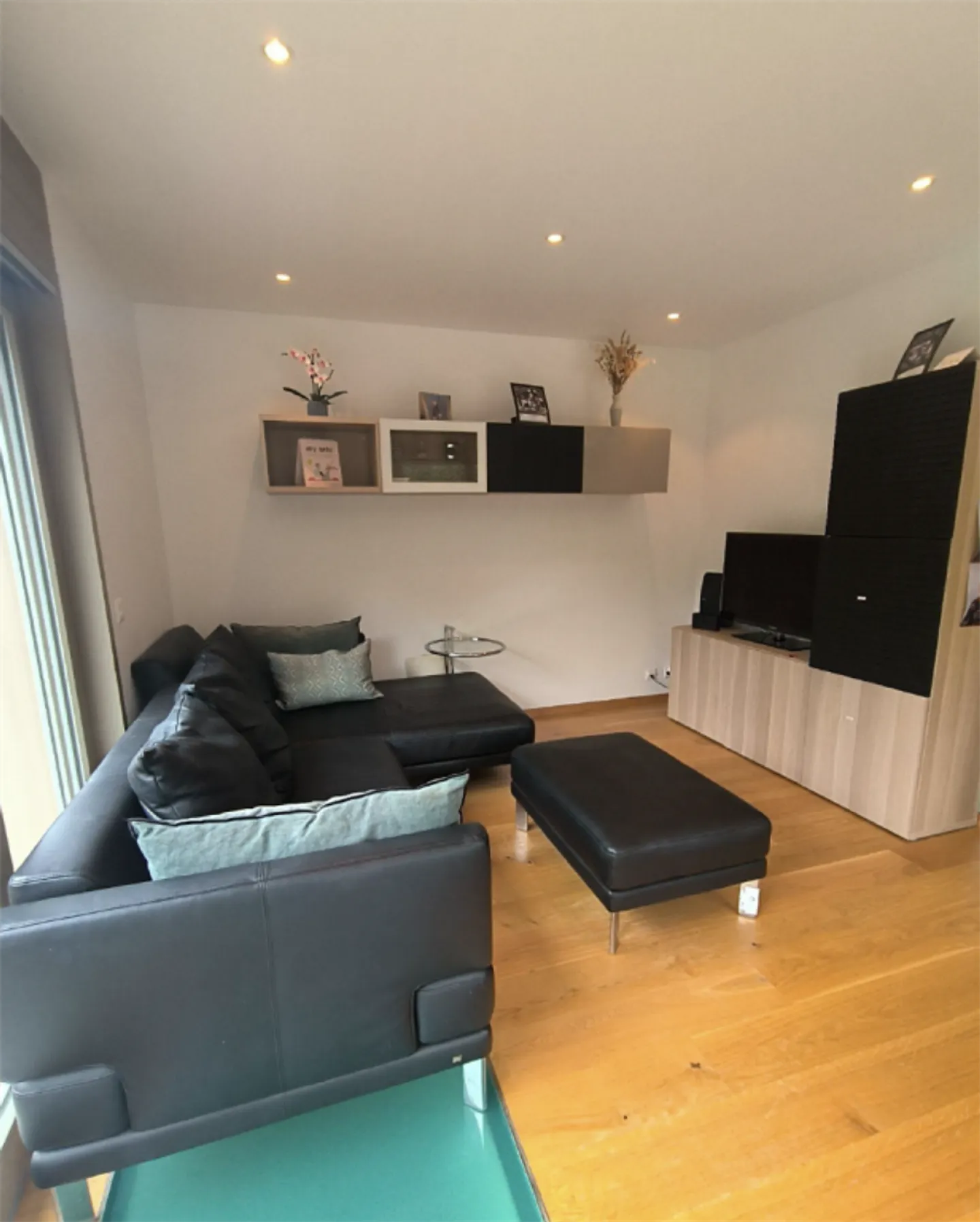 Duplex moderno con piscina e vista - Foto 10 di 13