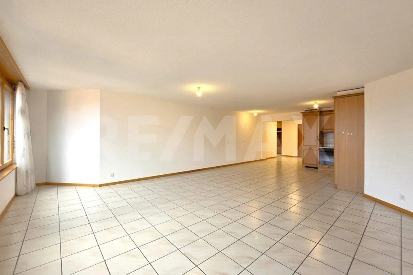 Grosszügige 2.5-Zimmerwohnung mit Rhonetalblick in Guttet-Feschel - Photo 5 of 13