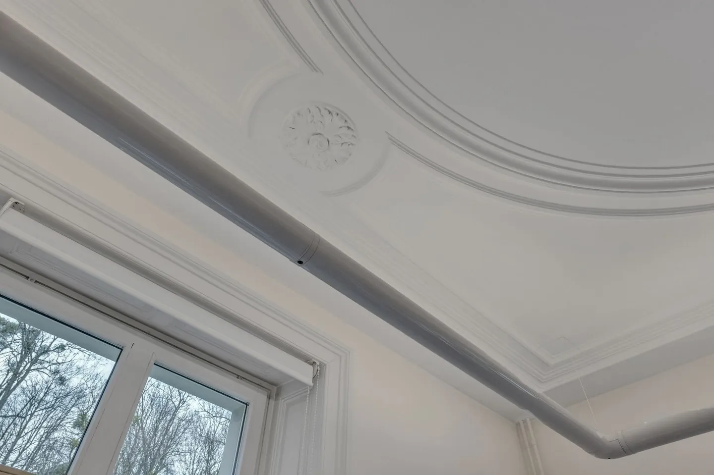 Well-maintained offices in a representative property in district 7 - Photo 4 of 12