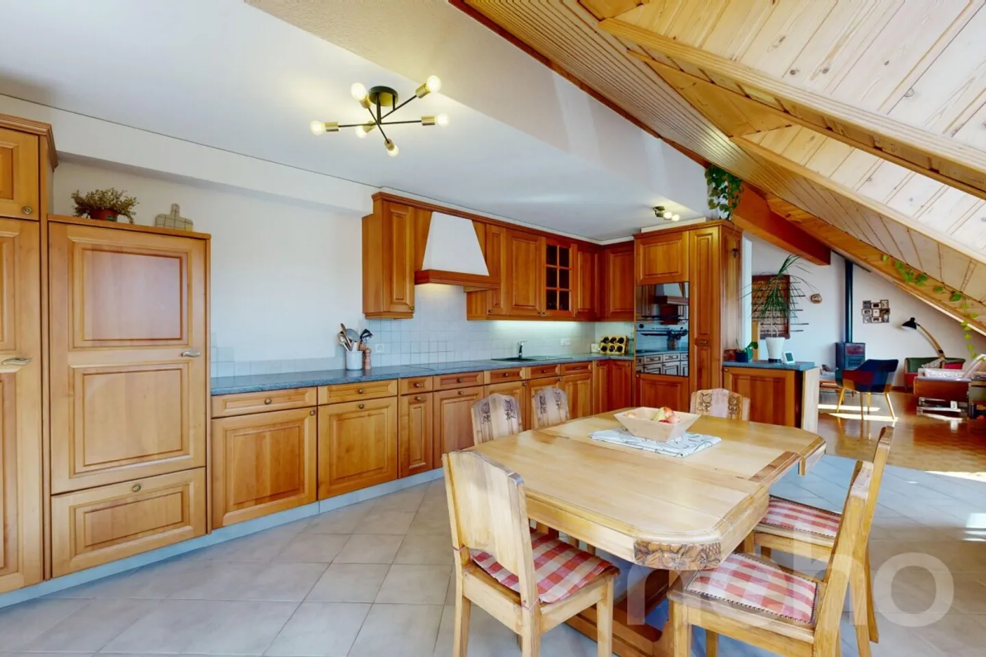 Appartement lumineux au calme - Photo 3 sur 12